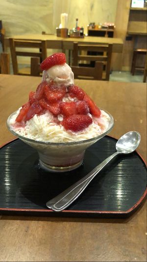 Ichigo kakigōri (vegan option) at Wabi-Sabi Noodle House in Makati