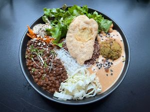 Leckeres Mittagessen  at Das Suess'Kind Veganery in Vienna