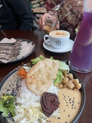   at Das Suess'Kind Veganery in Vienna