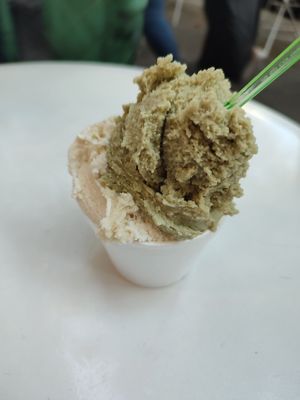 Pistachio and white chocolate at Ainara Helados in Buenos Aires