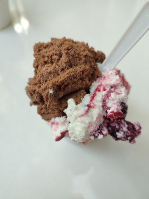 Nutella and cheesecake at Ainara Helados in Buenos Aires
