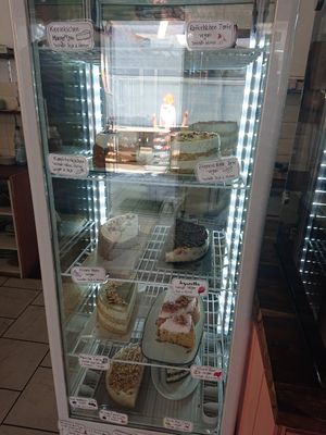 Cake selection (mostly vegan) at Café Rotkehlchen - Kalk in Cologne
