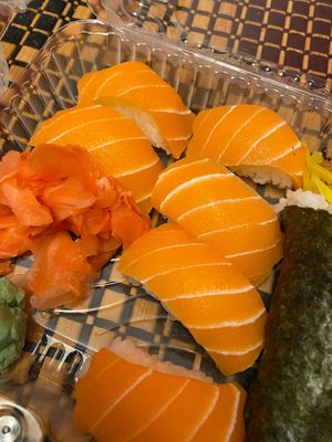 Looks like salmon but it isn’t salmon. No fish was harmed  at Tenon Vegan Sushi in Toronto