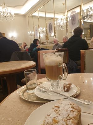  at Konditorei Zauner in Bad Ischl