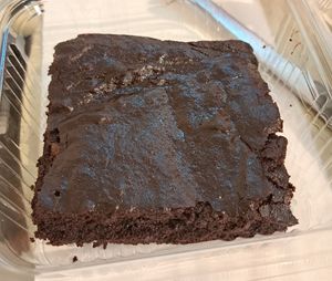 Vegan brownie at RAW & BOWL'D in Amman