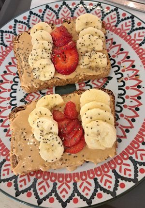 PB Buffet toast at RAW & BOWL'D in Amman