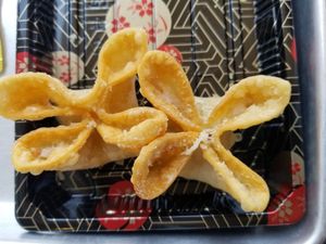 Crab cheese wontons at V Revolution in Englewood