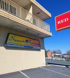 Hotel restaurant at Namaste Restaurant in Lancaster
