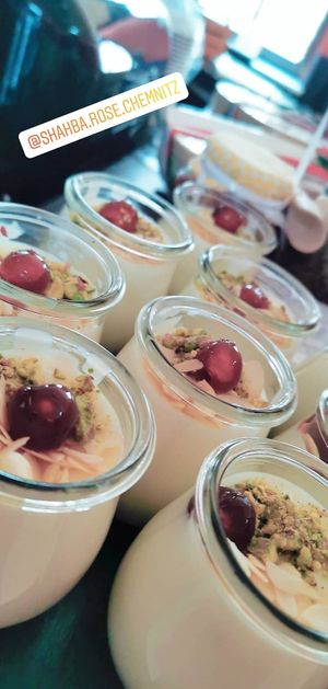 Muhalabiya : syrische budding  at Shahba Rose in Chemnitz