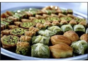 Syrische Süßigkeiten  at Shahba Rose in Chemnitz