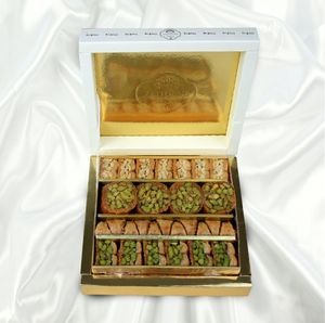 Syrische Süßigkeiten  at Shahba Rose in Chemnitz