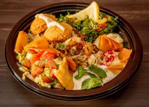 Mixed plate vegan  at Shahba Rose in Chemnitz