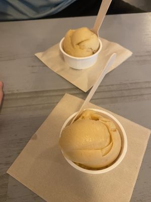 Apricot sorbet   at Mount Desert Island Ice Cream in Matsumoto