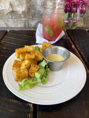 Tofú nuggets buenísimos   at Cactú in Arecibo