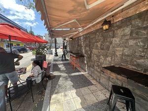 Shade and seating   at Cactú in Arecibo