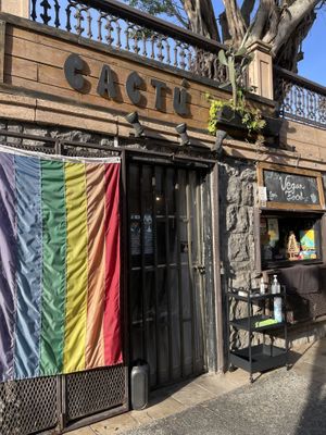 Order in the window  #Veganuary at Cactú in Arecibo