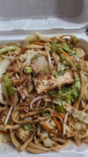 Vegan Lo-Mein at Rice & Roll by Xing Xing in Wichita