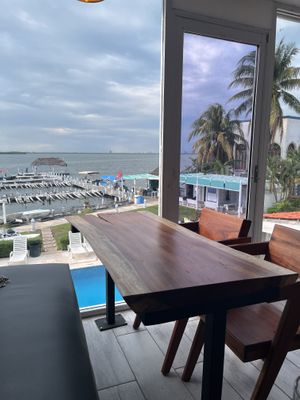 Beautiful view. Was fun to watch the scuba groups   at The Pink Coconut in Cancun