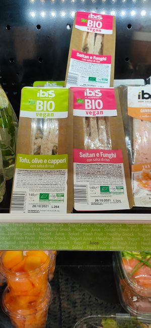 Sandwich Vegani at Mokà in La Spezia