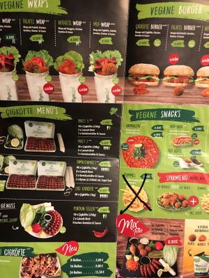 Menu at Veganland in Berlin