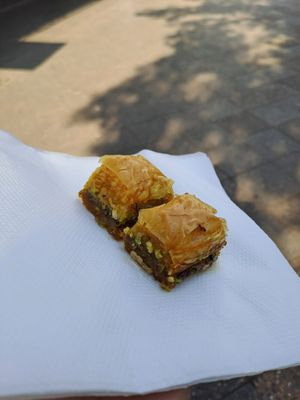 Vegan baklava at Veganland in Berlin
