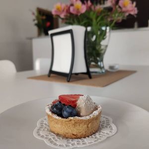 Tarte de morango at Xato in Moledo