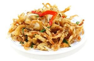 Salt & Pepper "Calamari" - Tempura fried king oyster mushroom with salt and pepper seasonings at Daikon Vegan Sushi in Las Vegas