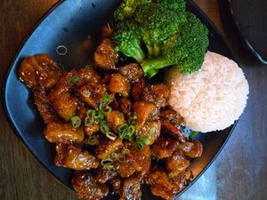 Sesame "chicken" rice at Daikon Vegan Sushi in Las Vegas