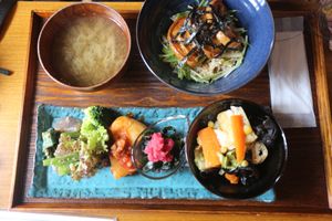 veggie set lunch at Vegetable Lunch Xi Fang 喜坊 in Sapporo