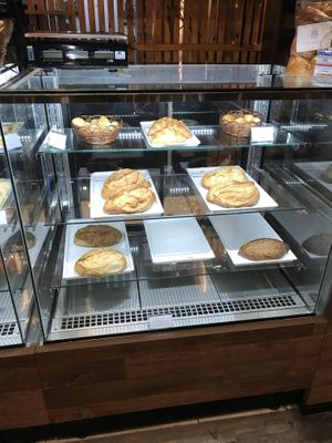 Pães de fermentação natural - Veganos at Padaria Massa Madre in Sao Paulo