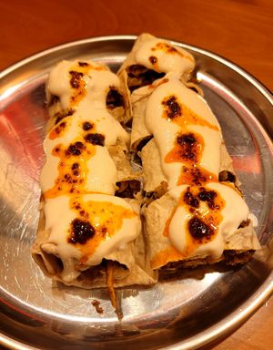 Tantuni with yogurt at VATKA in Istanbul