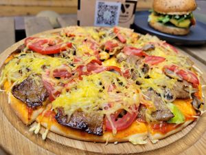 Vegan pizza at Vitary in Odessa