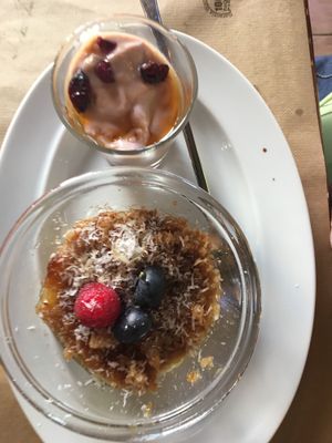 crumble (vegan) at Aguaribay in Barcelona