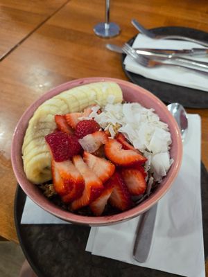 Acai bowl at Parakeet Cafe in Coronado