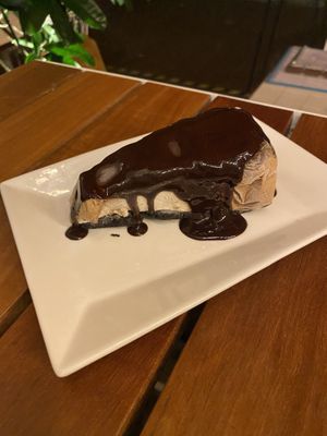 Mud pie!  at Privé - Robertson Quay in Central Singapore