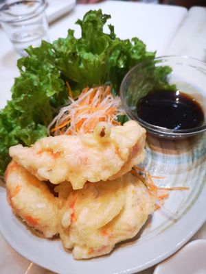 Ebi Tempura at Lucky Cat Cafe in Northeast Singapore
