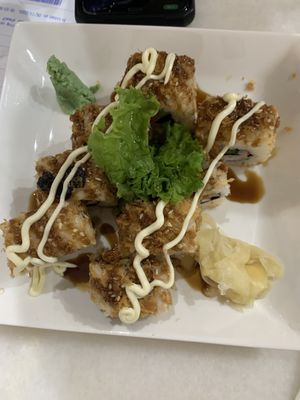 Soy meat floss maki at Lucky Cat Cafe in Northeast Singapore