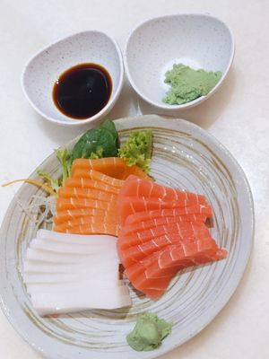 Mini Konjac sashimi platter at Lucky Cat Cafe in Northeast Singapore