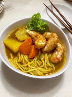 Japanese curry Katsu udon at Lucky Cat Cafe in Northeast Singapore