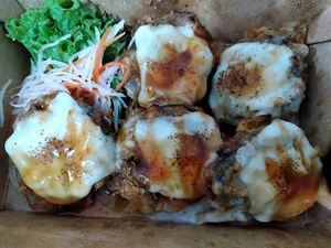 Veganised shiitake cream & cheese at Lucky Cat Cafe in Northeast Singapore