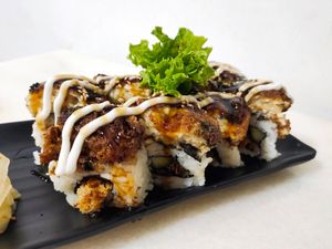 tofunagi maki at Lucky Cat Cafe in Northeast Singapore