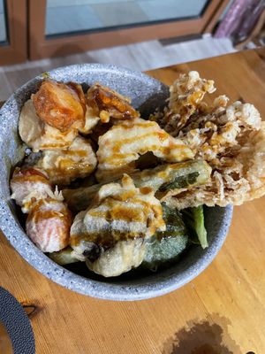 Special don for the day at Lucky Cat Cafe in Northeast Singapore