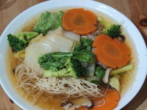Crispy Beehoon  at Lucky Cat Cafe in Northeast Singapore