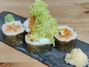 Spicy Tuna Maki at Lucky Cat Cafe in Northeast Singapore