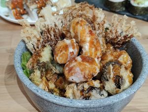 Tendon at Lucky Cat Cafe in Northeast Singapore