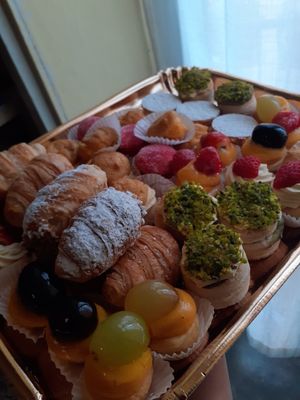 this is all vegan at Forno Pasticceria Antico Porto in Ravenna