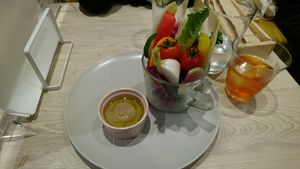 Bagna cauda at RUCY+R 横浜ジョイナス店 in Yokohama