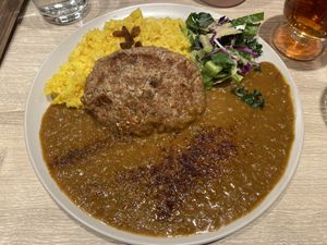 Vegan “Tofu Burg" Curry at RUCY+R 横浜ジョイナス店 in Yokohama