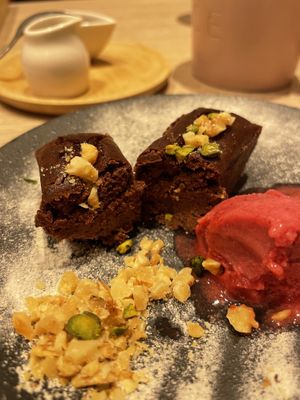 Gateau Chocolate and Framboises Sorbet   at RUCY+R 横浜ジョイナス店 in Yokohama