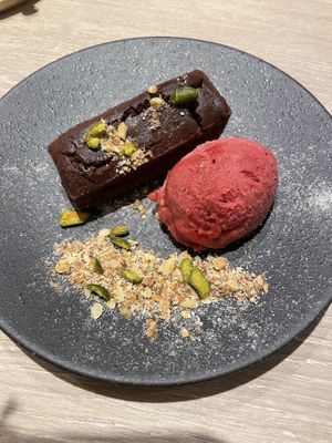 Limited Xmas brownie and raspberry ice cream  at RUCY+R 横浜ジョイナス店 in Yokohama
